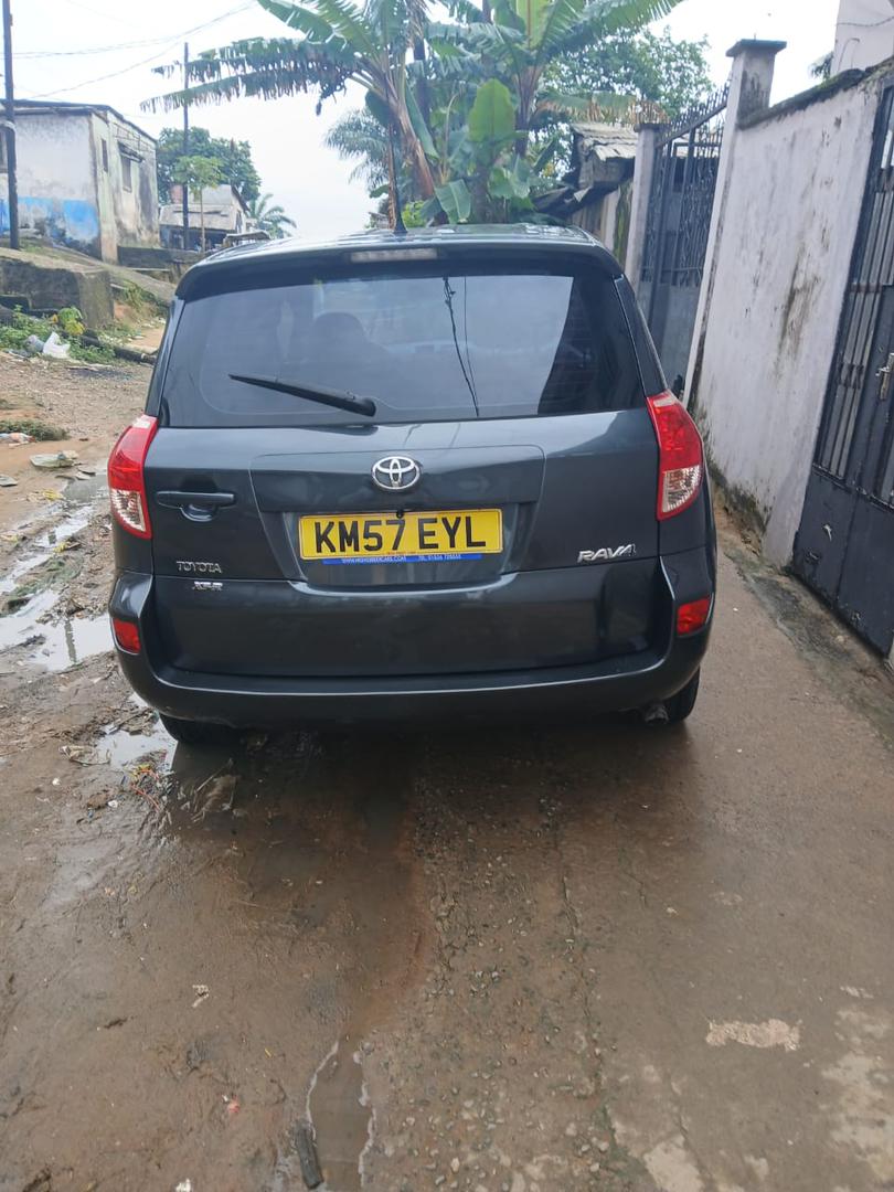 
								Rav 4 full									